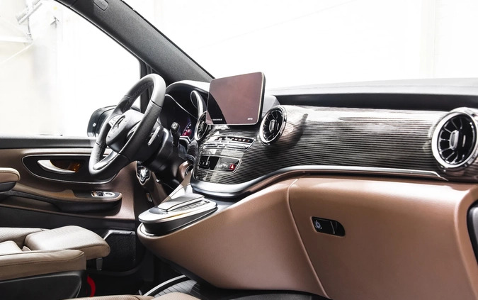 Mercedes-Benz Klasa V cena 573180 przebieg: 15, rok produkcji 2023 z Wałcz małe 154